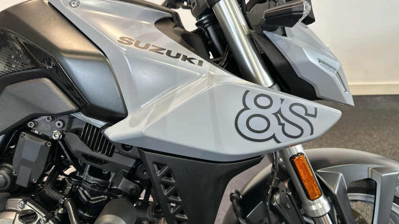 Suzuki Gsx-S GSX800RQM4 (24MY)